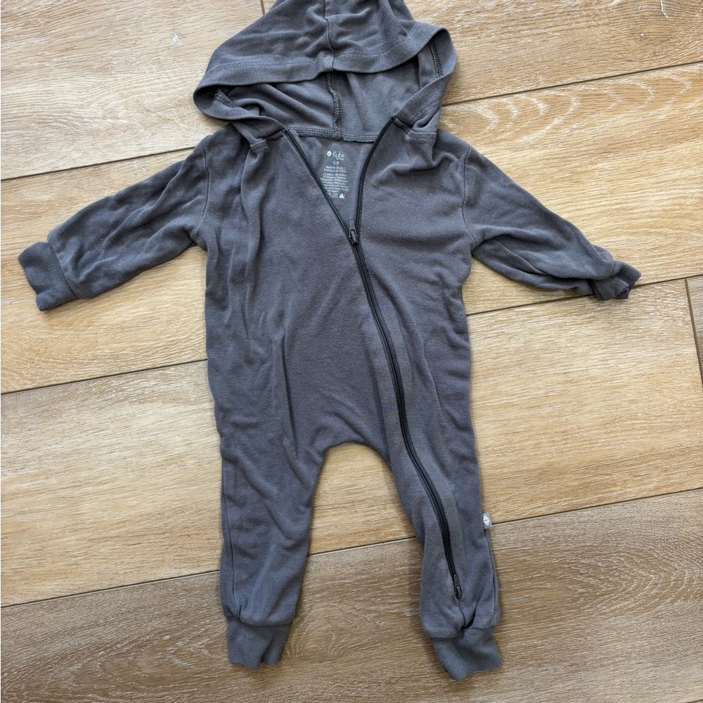 Kyte Baby - Bamboo Jersey Hooded Zippered Romper - charcoal - 3-6 M
